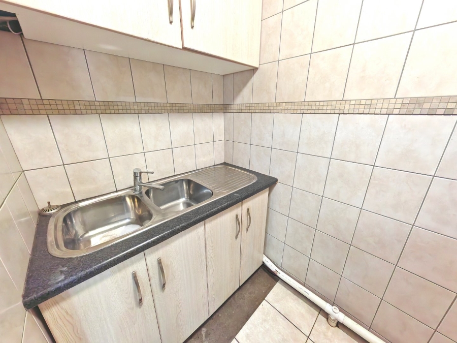 5 Bedroom Property for Sale in Fichardt Park Free State